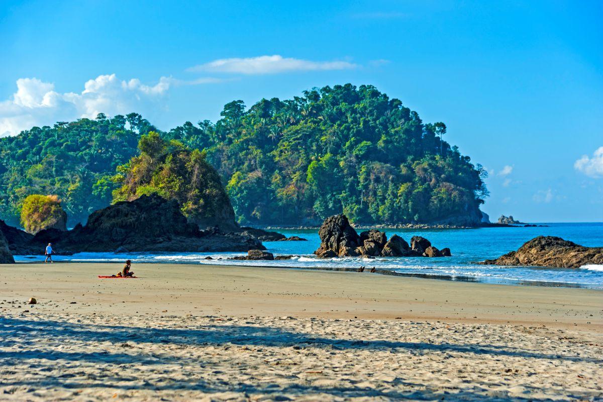 Manuel Antonio Nemzeti Park tr&oacute;pusi partvid&eacute;ke Costa Ric&aacute;ban